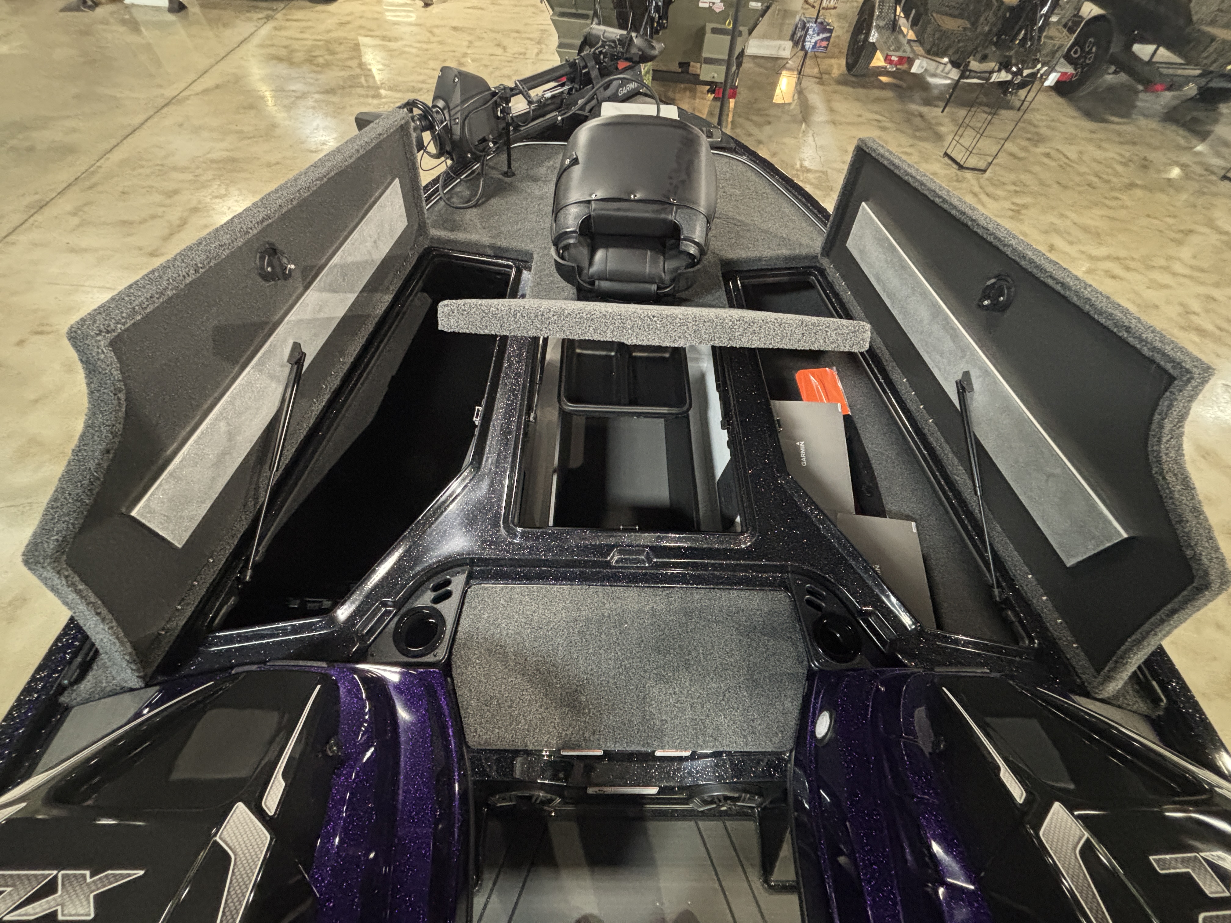 2027 Nitro NZ19XLG1 BASS BOAT