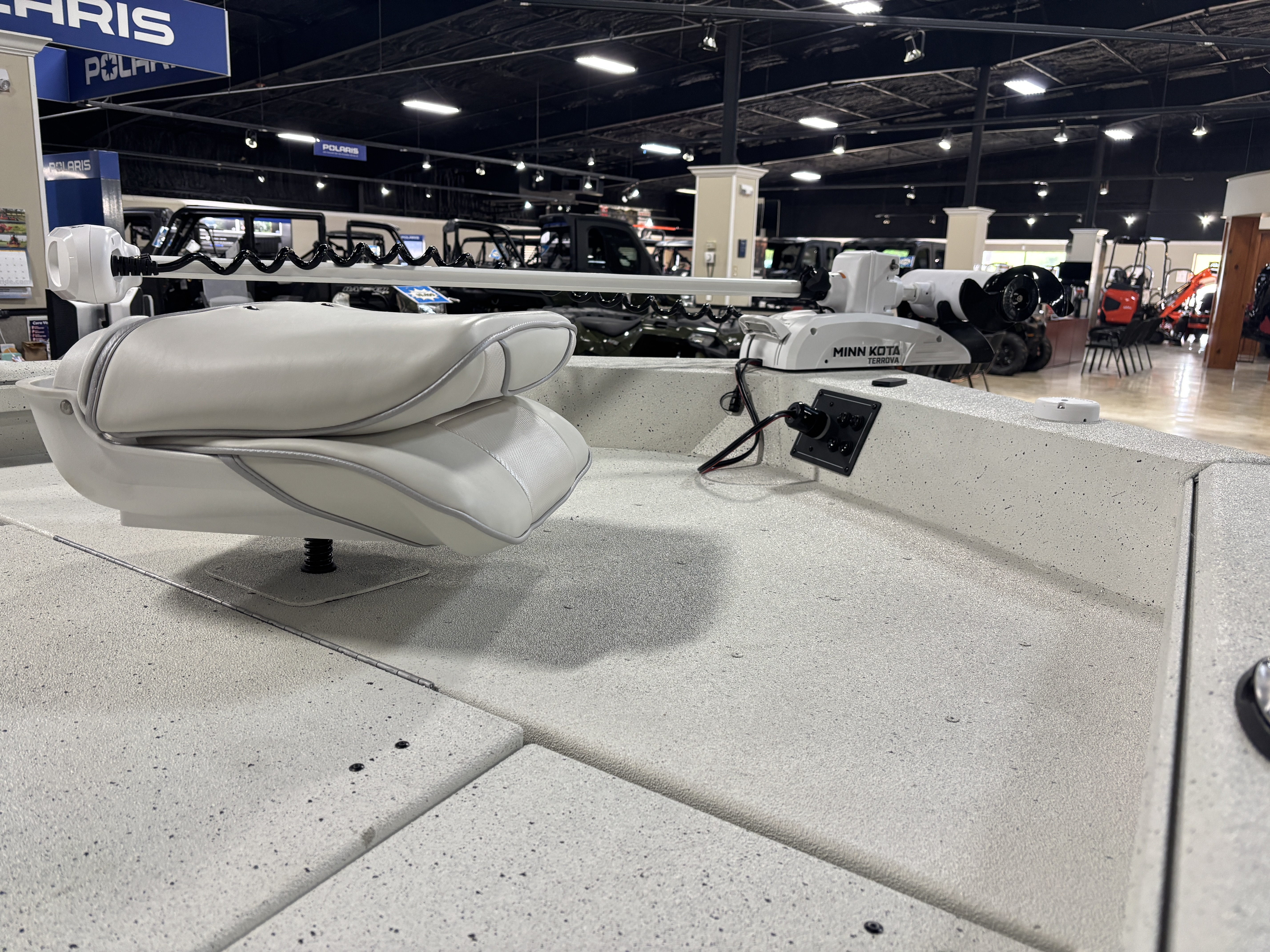 2027 Ranger RB190Y BAY BOAT
