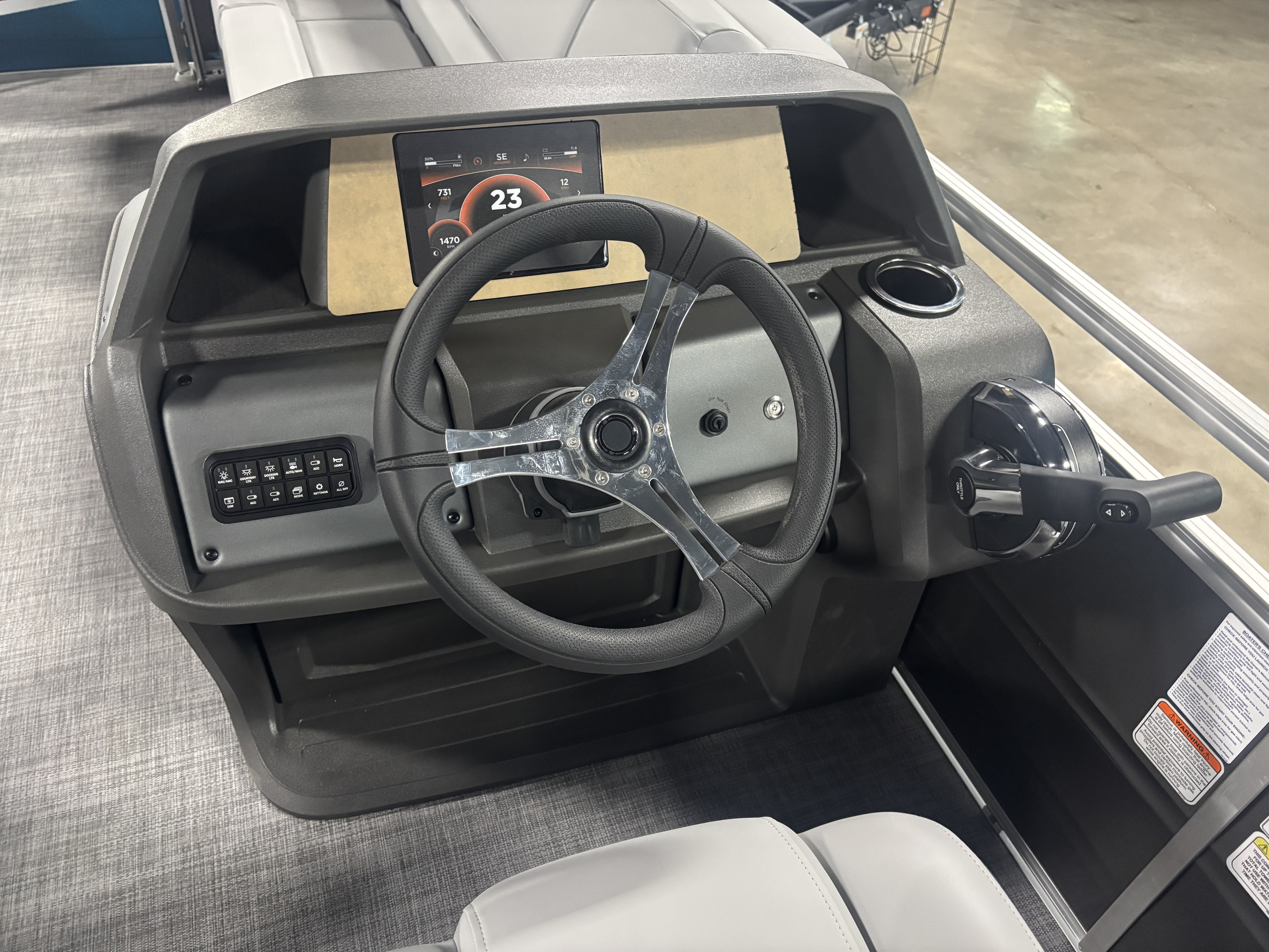 2027 Sun Tracker SF20 PONTOON BOAT