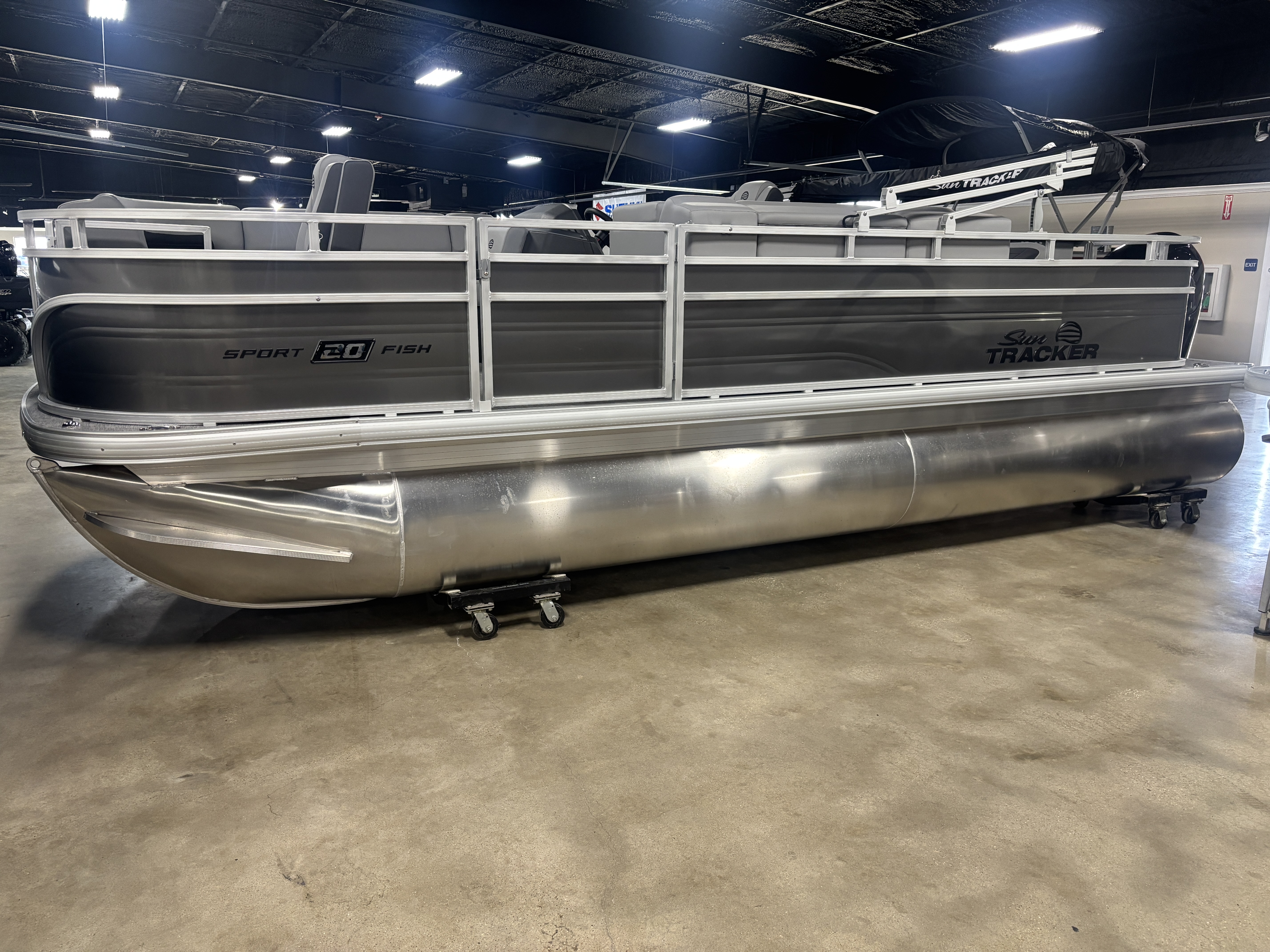 2027 Sun Tracker SF20 PONTOON BOAT