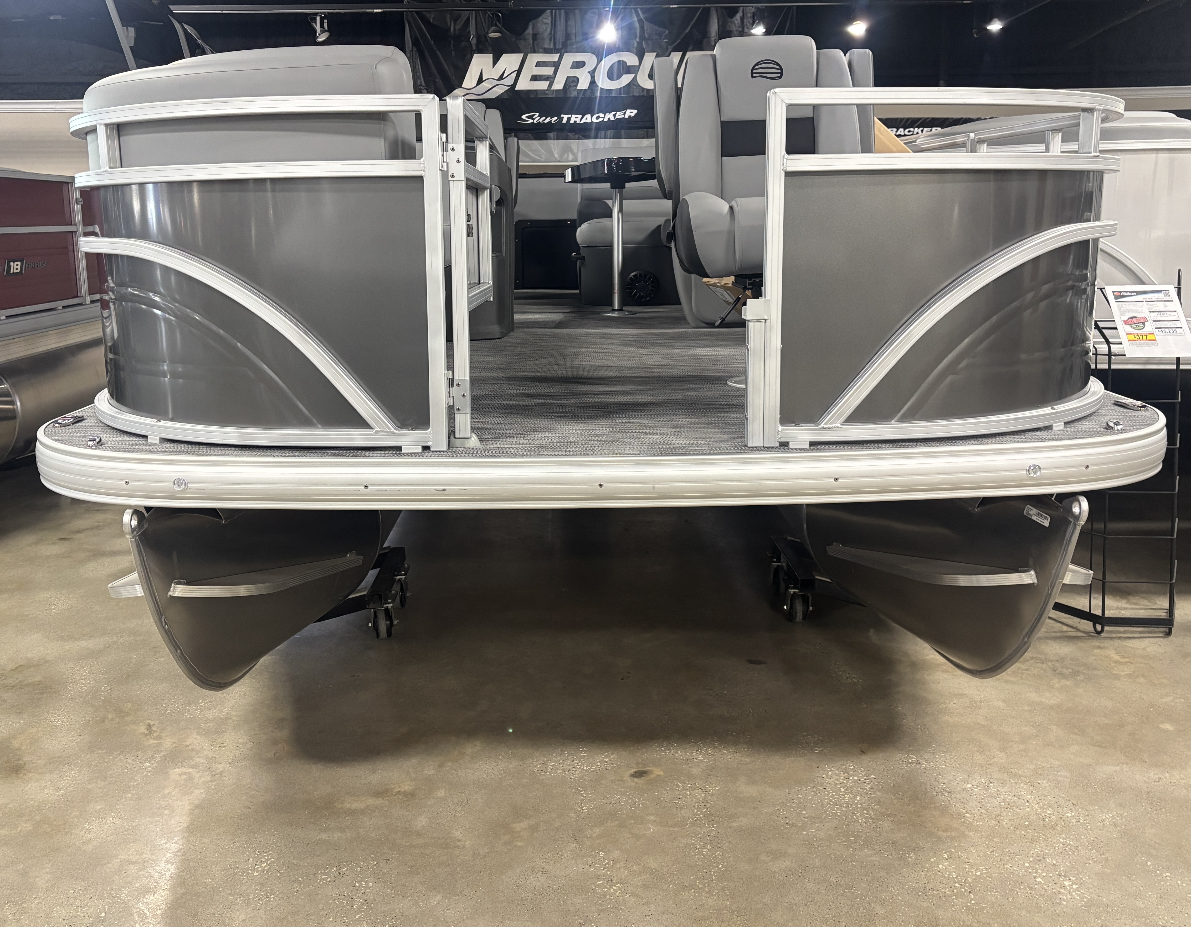 2027 Sun Tracker SF20 PONTOON BOAT
