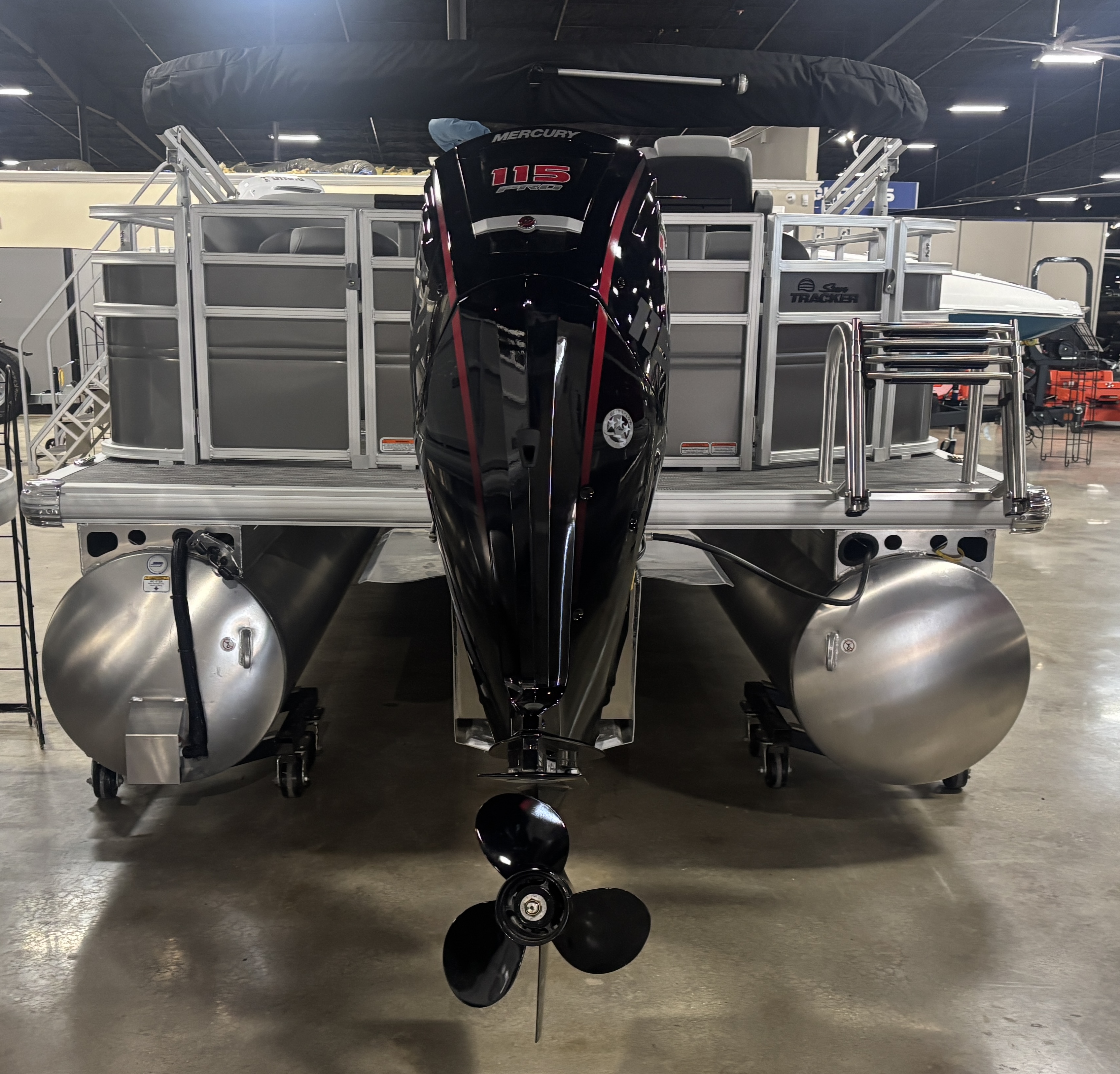 2027 Sun Tracker SF20 PONTOON BOAT