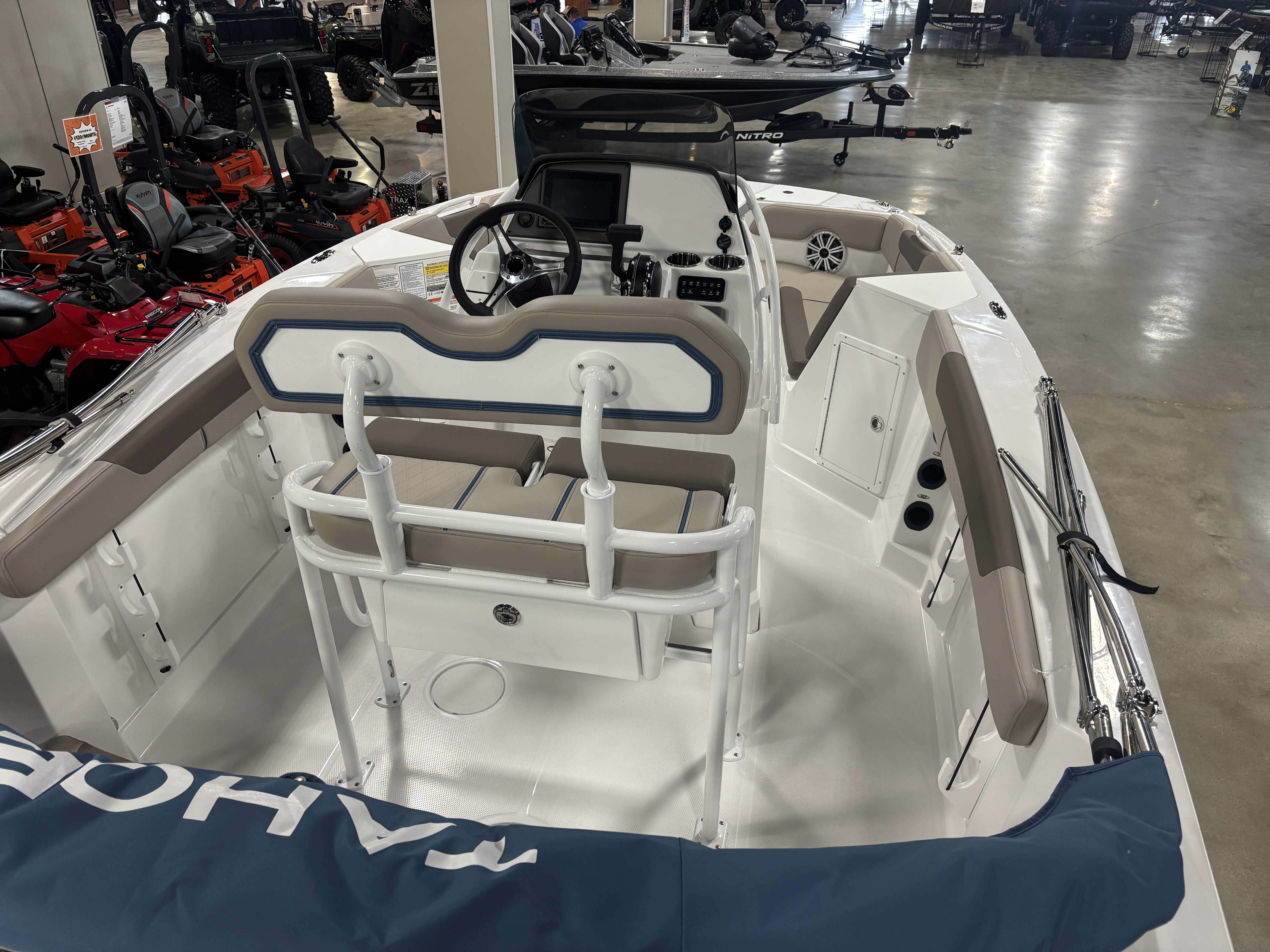2027 Tahoe TAH2150CC SKI BOAT