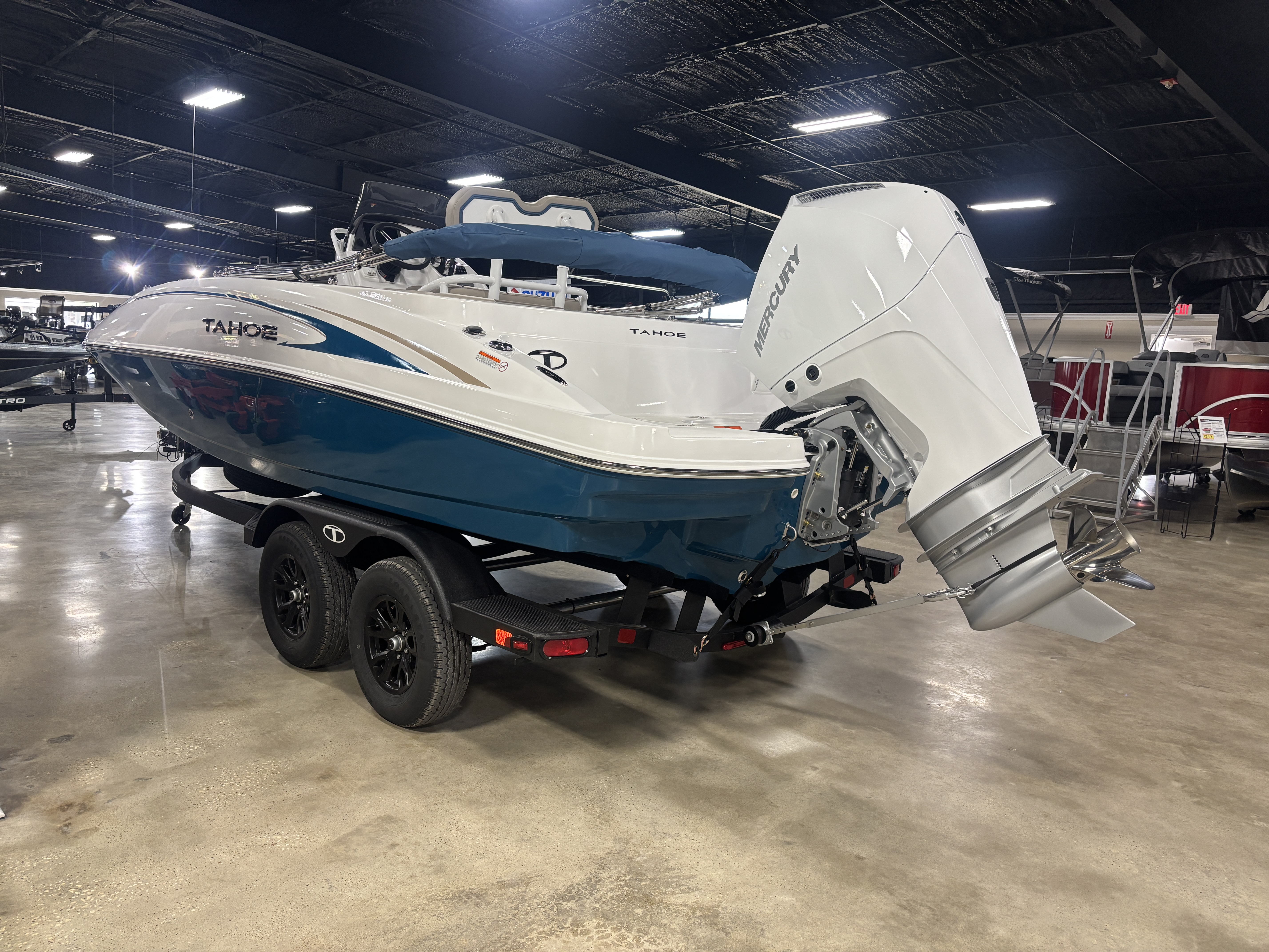 2027 Tahoe TAH2150CC SKI BOAT