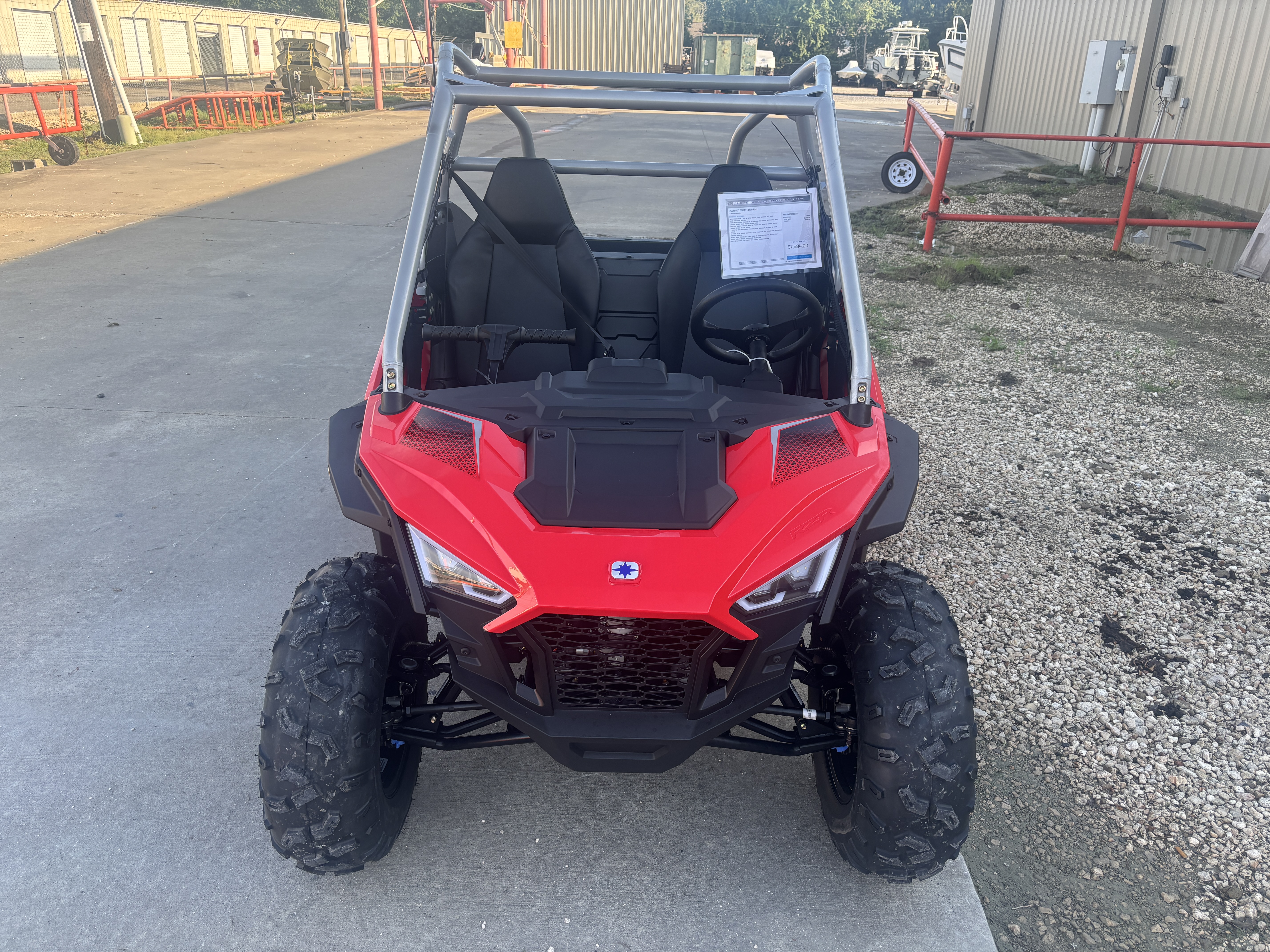 2026 POLARIS RZR 200 EFI Indy Red RTV