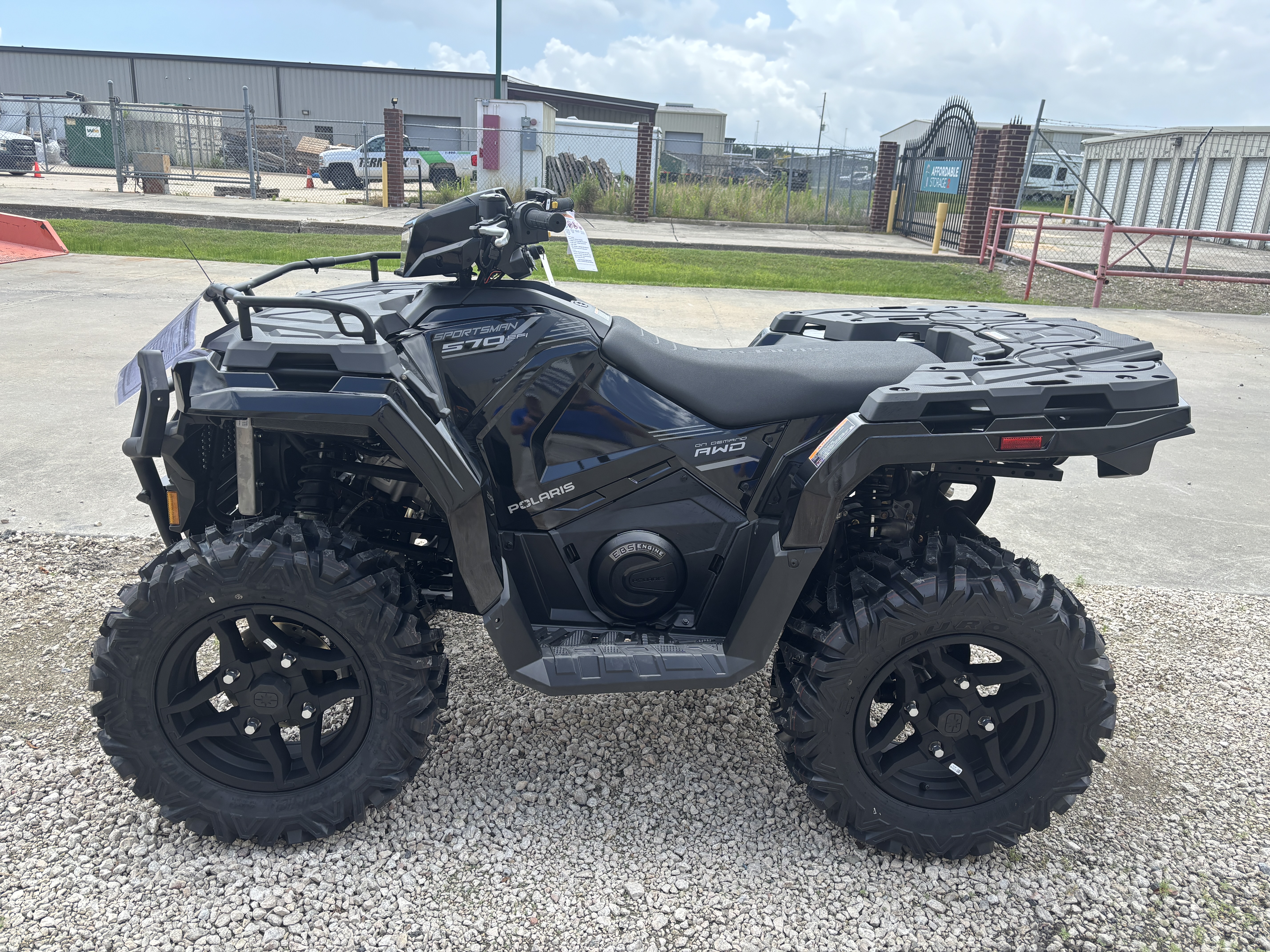 2026 POLARIS Sportsman 570 Trail Onyx Black ATV