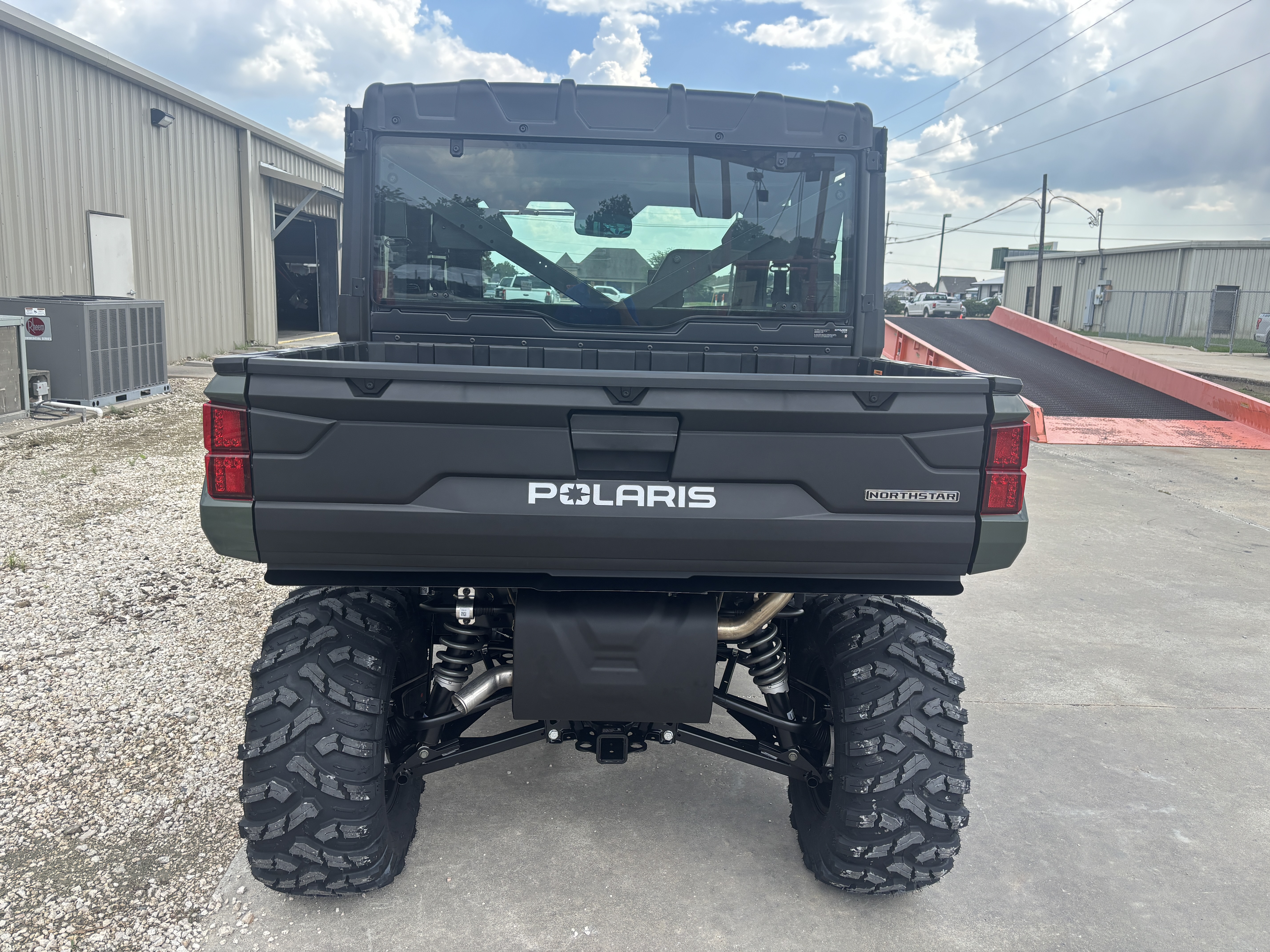 2027 POLARIS Ranger Crew XP 1000 Northstar Premium Army Green RTV