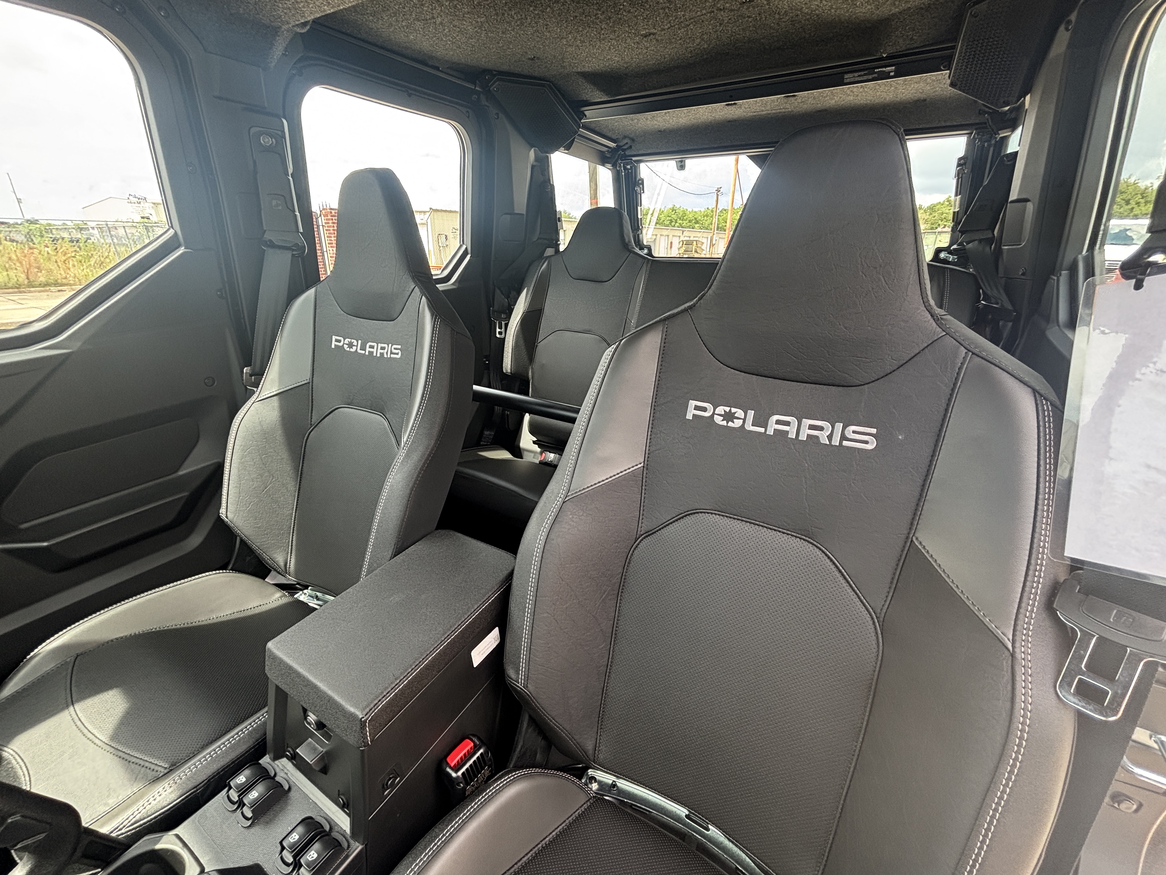 2027 POLARIS XPEDITION ADV 5 NorthStar Matte Super Graphite RTV