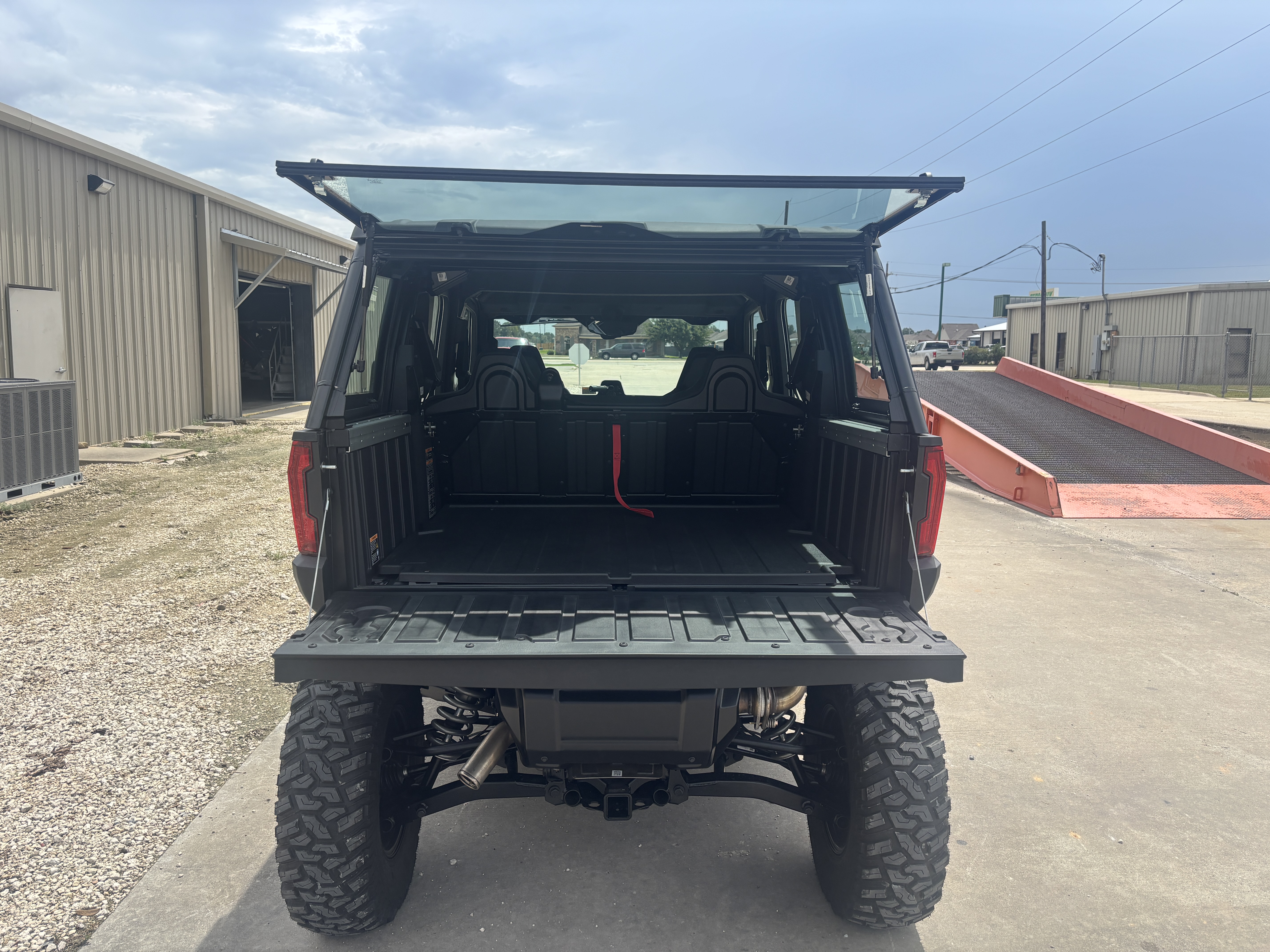 2027 POLARIS XPEDITION ADV 5 NorthStar Matte Super Graphite RTV
